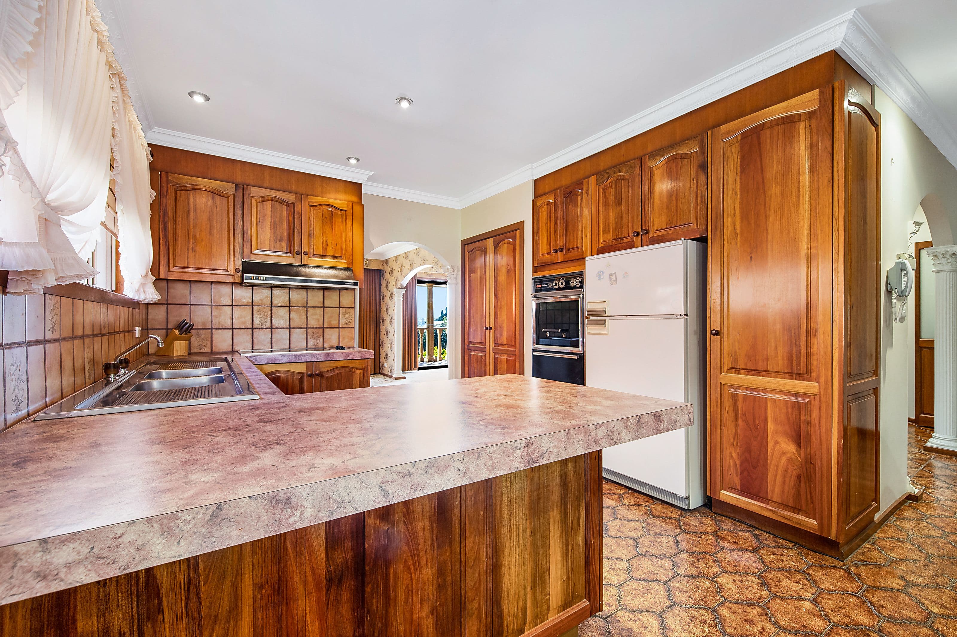 46 Petronella Avenue, Wheelers Hill VIC 3150, Wheelers Hill - Thumbnail 2