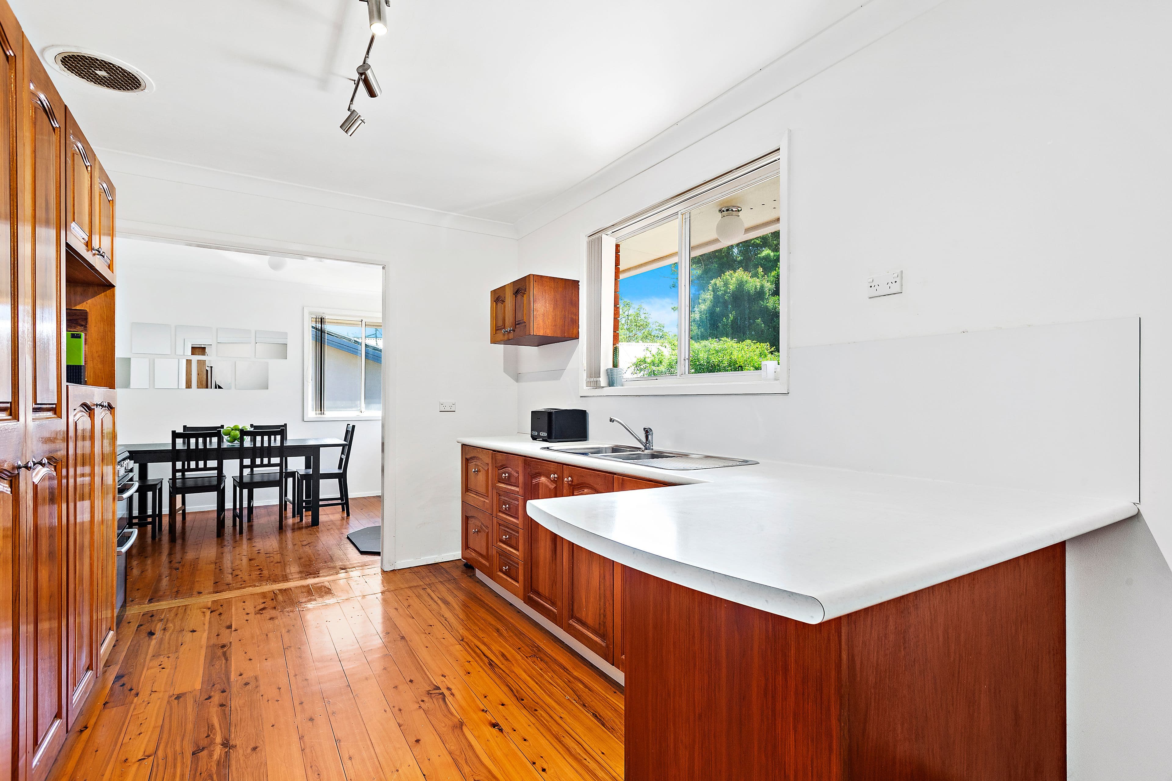 78 Bridge Avenue, Oak Flats - Thumbnail 4