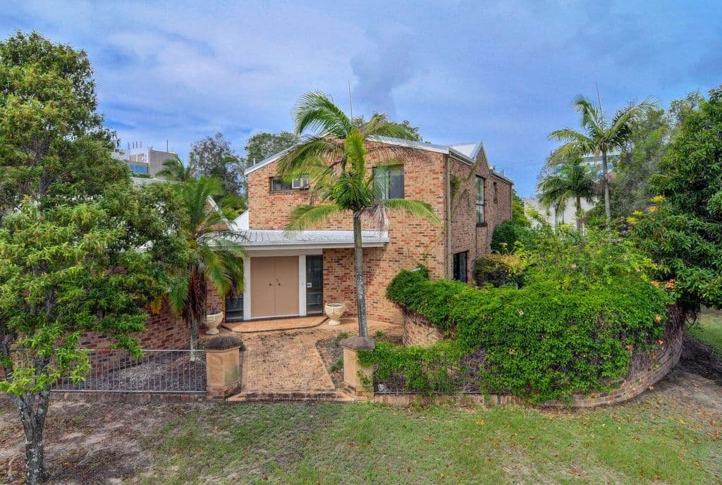 116 Upton Street, Bundall QLD 4217, Bundall - Thumbnail 2