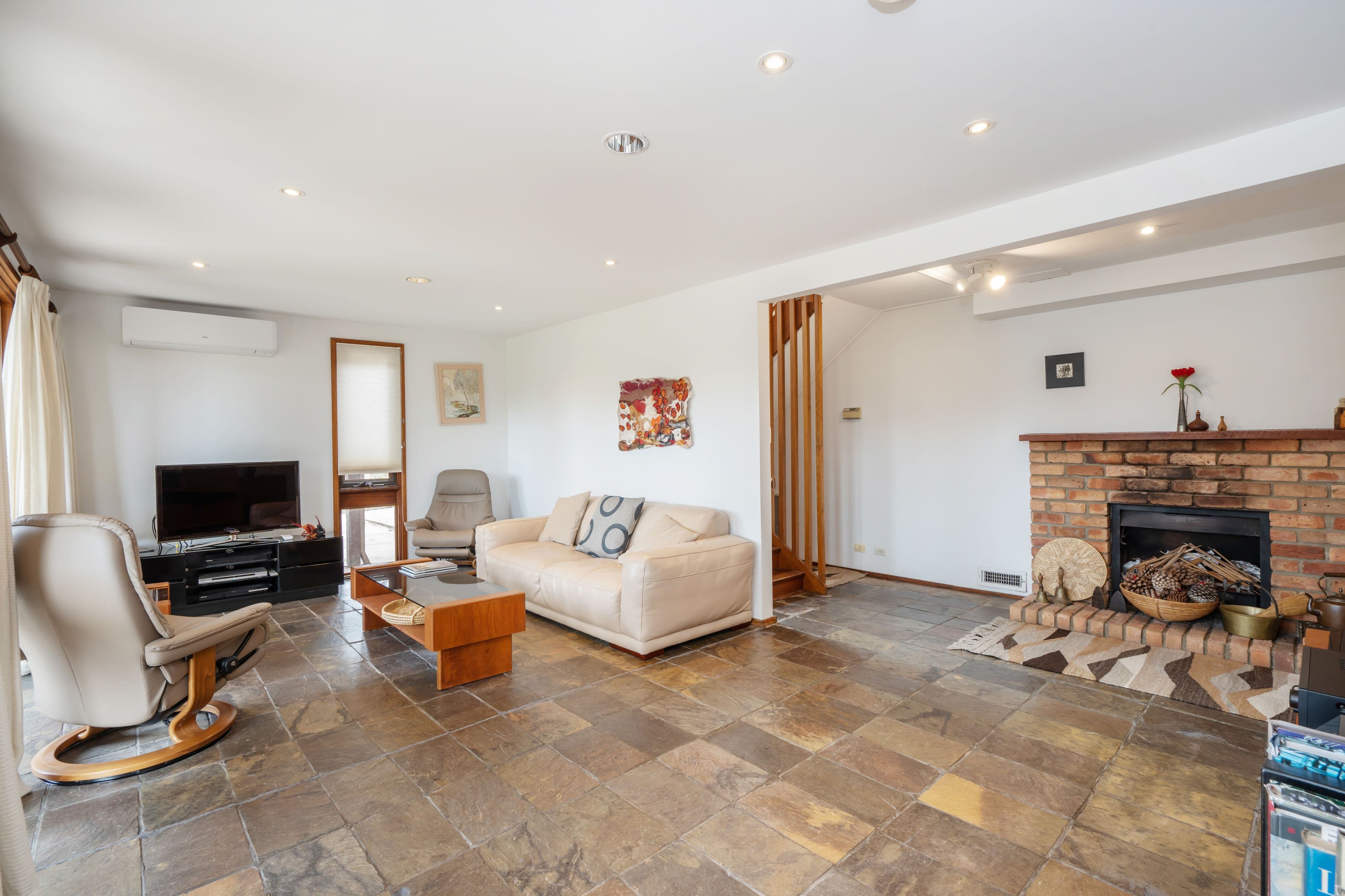 7 Mayo Street, Weetangera ACT 2614, Weetangera - Thumbnail 5
