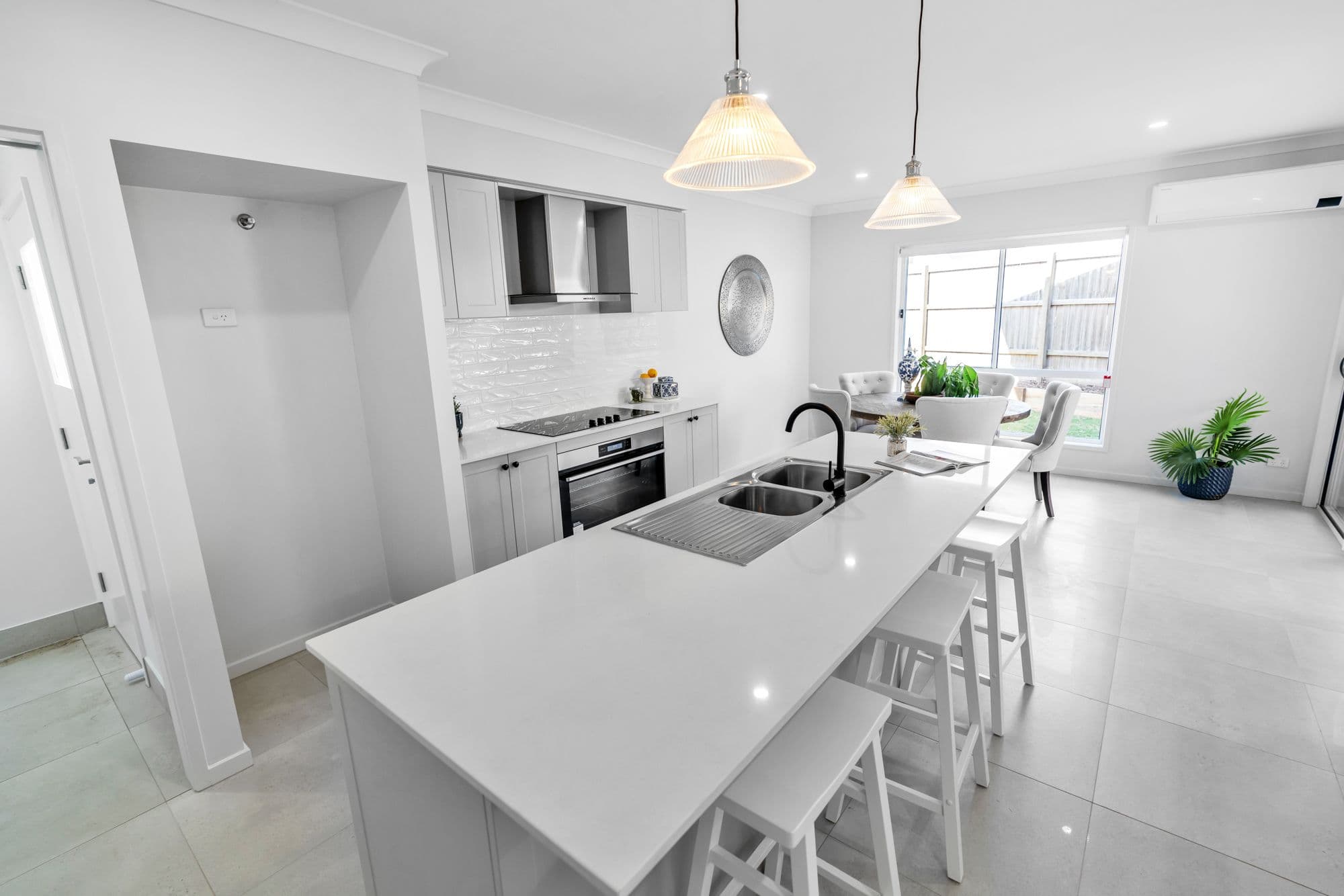 56 Cook Street, Oxley QLD 4075, Oxley - Thumbnail 2