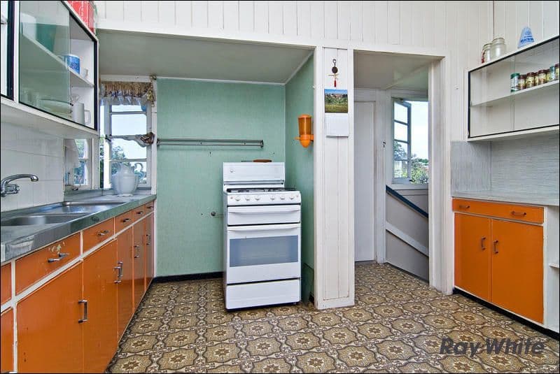 81 Lanham Avenue, GRANGE QLD 4051, Grange - Thumbnail 4