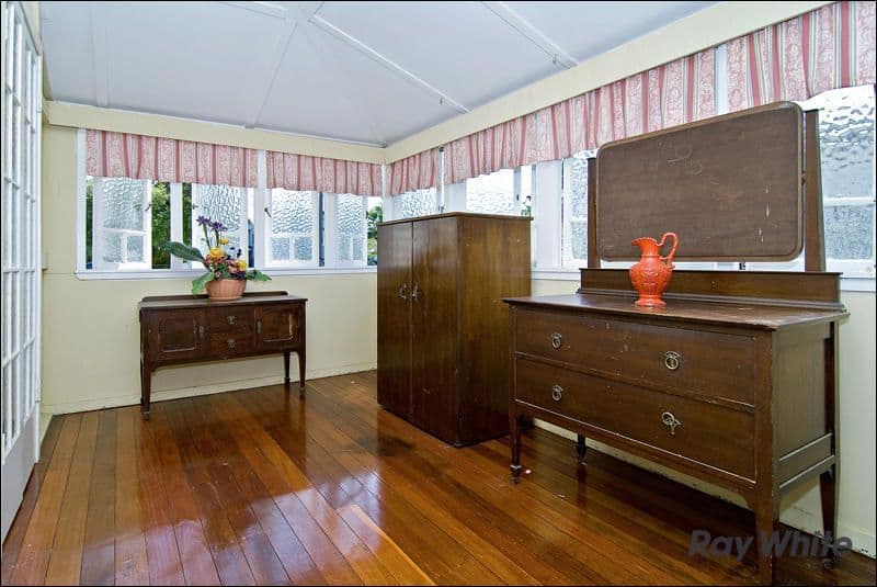 81 Lanham Avenue, GRANGE QLD 4051, Grange - Thumbnail 5