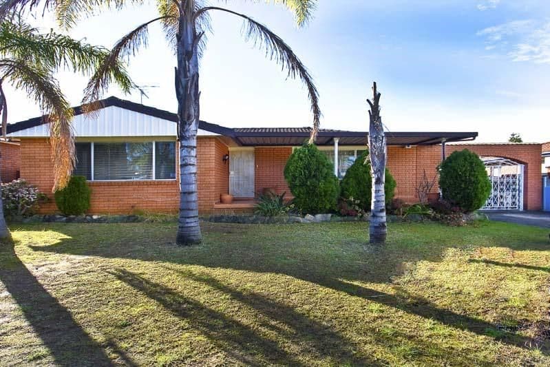 9 Rimfire Close, BOSSLEY PARK NSW 2176, Bossley Park - Image 1