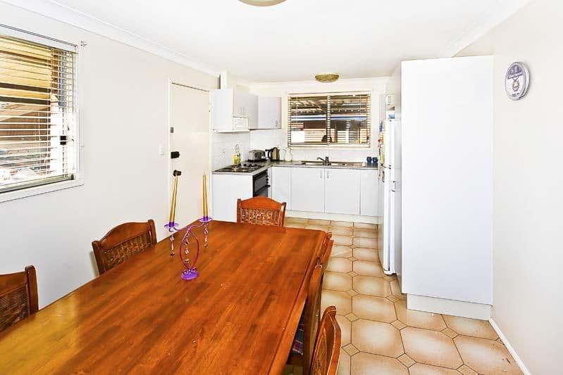9  Rimfire Close, BOSSLEY PARK NSW 2176, Bossley Park - Thumbnail 5