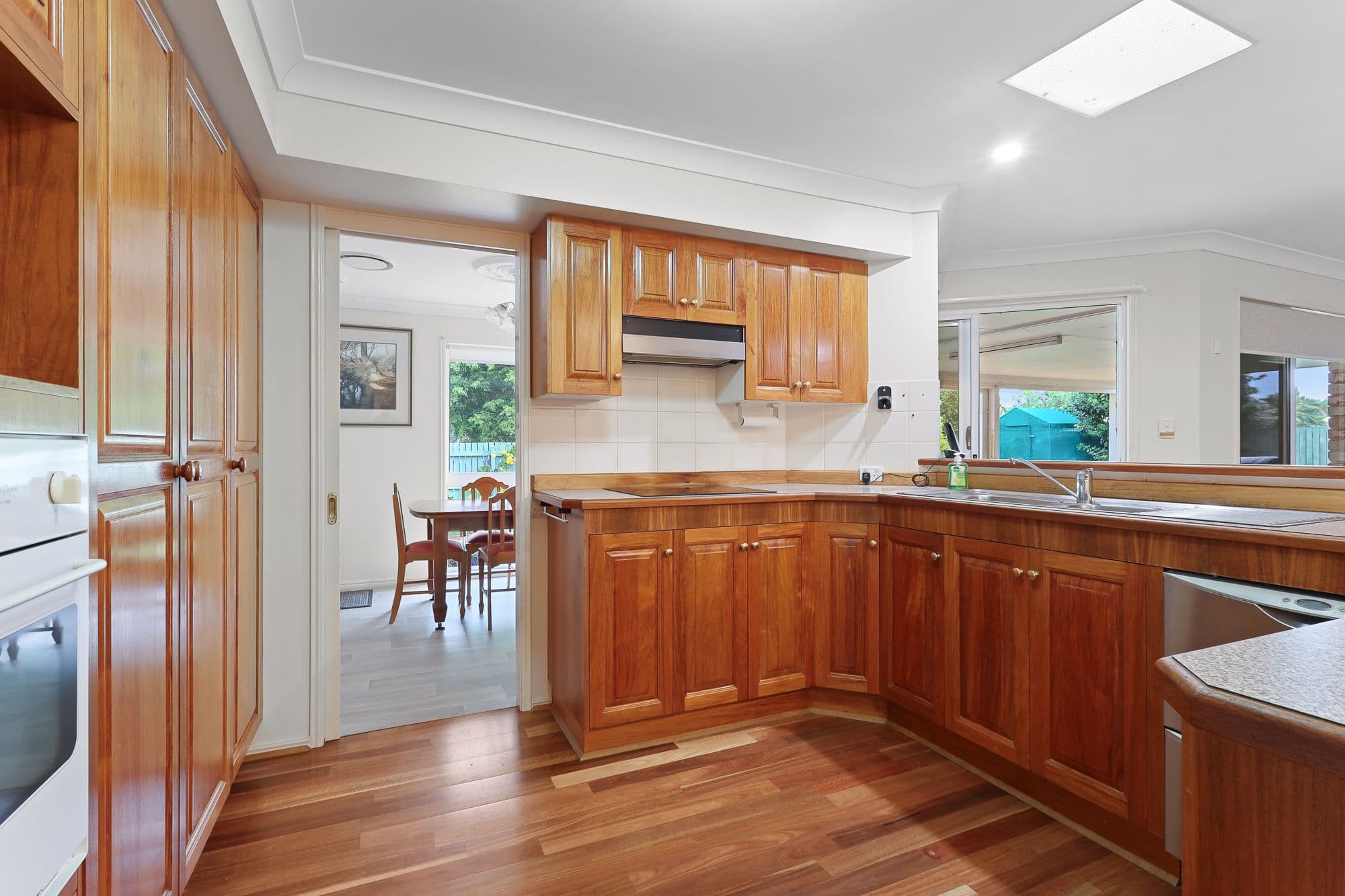 9 Intrepid Court, Newport QLD 4020, Newport - Thumbnail 3