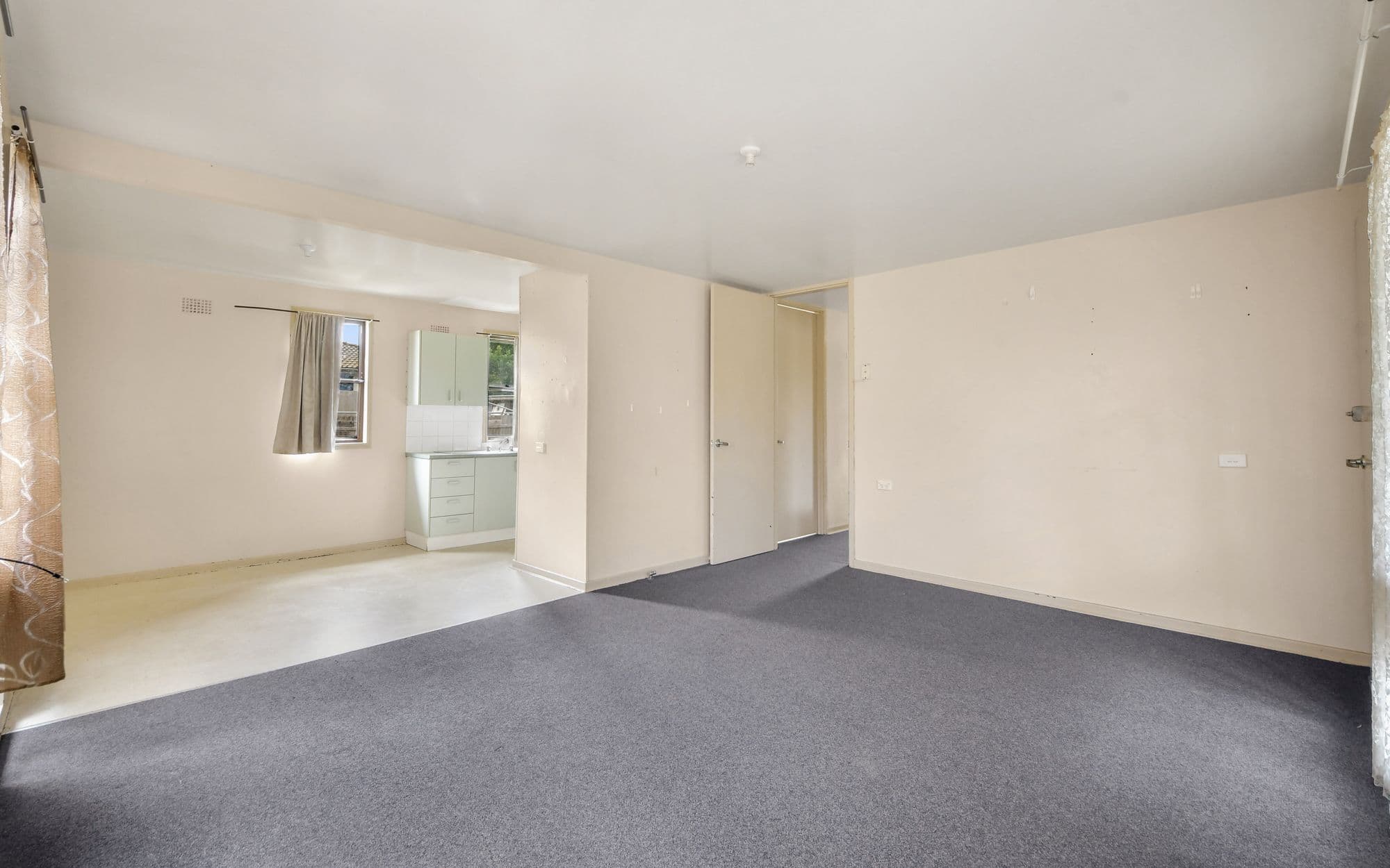 7 Buffalo Way, Airds NSW 2560, Airds - Thumbnail 2