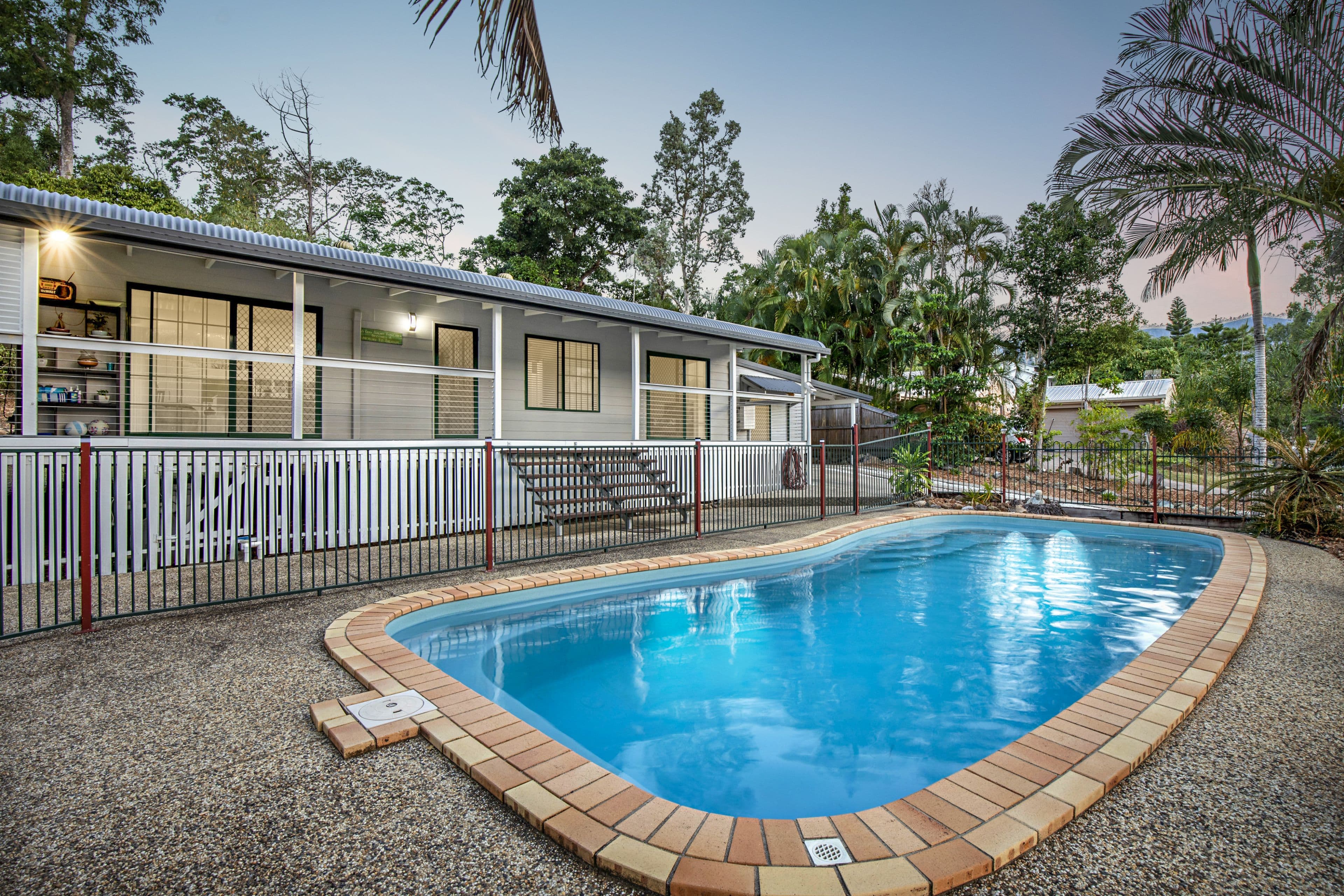 1 Sandpiper Crescent, Jubilee Pocket QLD 4802, Jubilee Pocket - Image 1