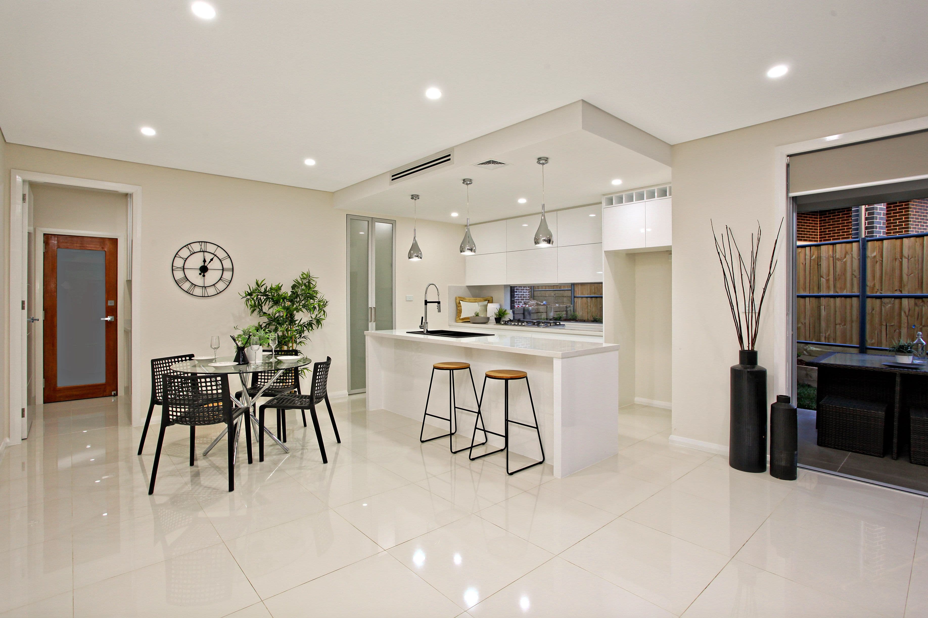 5 Welford Circuit, KELLYVILLE NSW 2155, Kellyville - Thumbnail 2