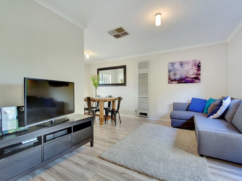 13 Windermere Court, Woodcroft - Thumbnail 4