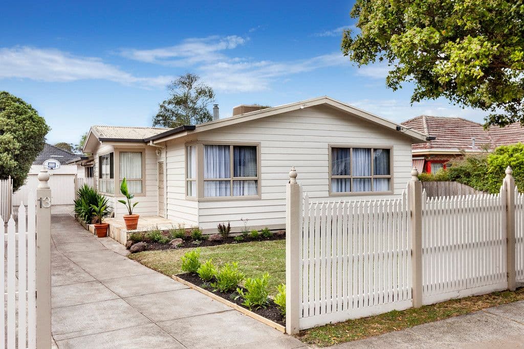 13 Delia Street, Oakleigh South VIC 3167, Oakleigh South - Thumbnail 2
