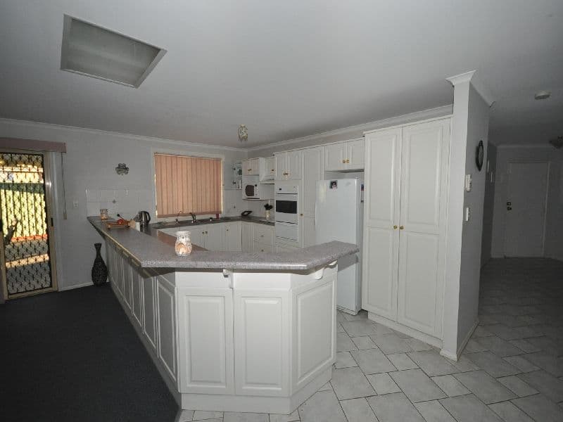 13 Toorak Drive, BLAKEVIEW SA 5114, Blakeview - Thumbnail 6