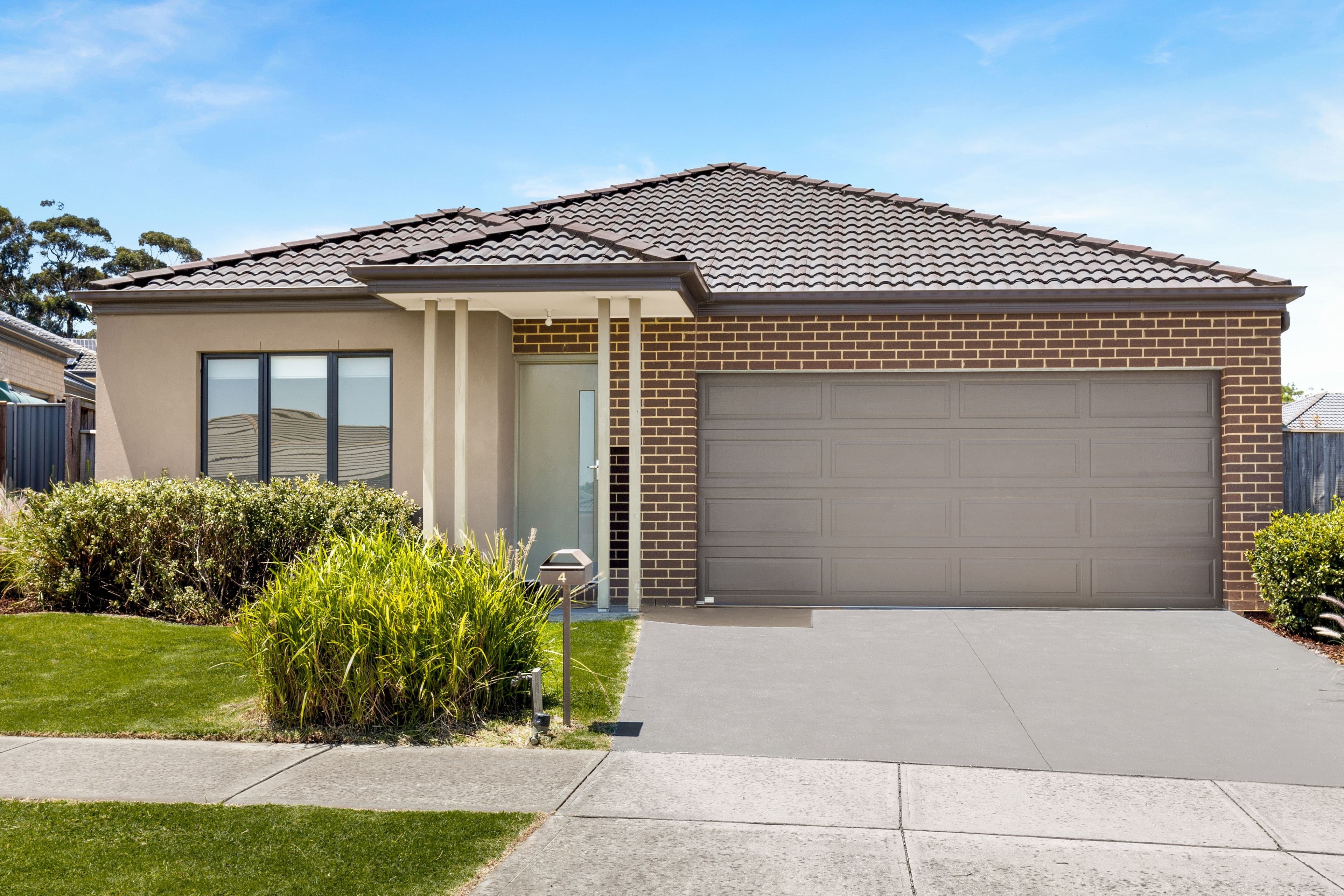 4 McGarvie Crescent, Pakenham VIC 3810, Pakenham - Image 1