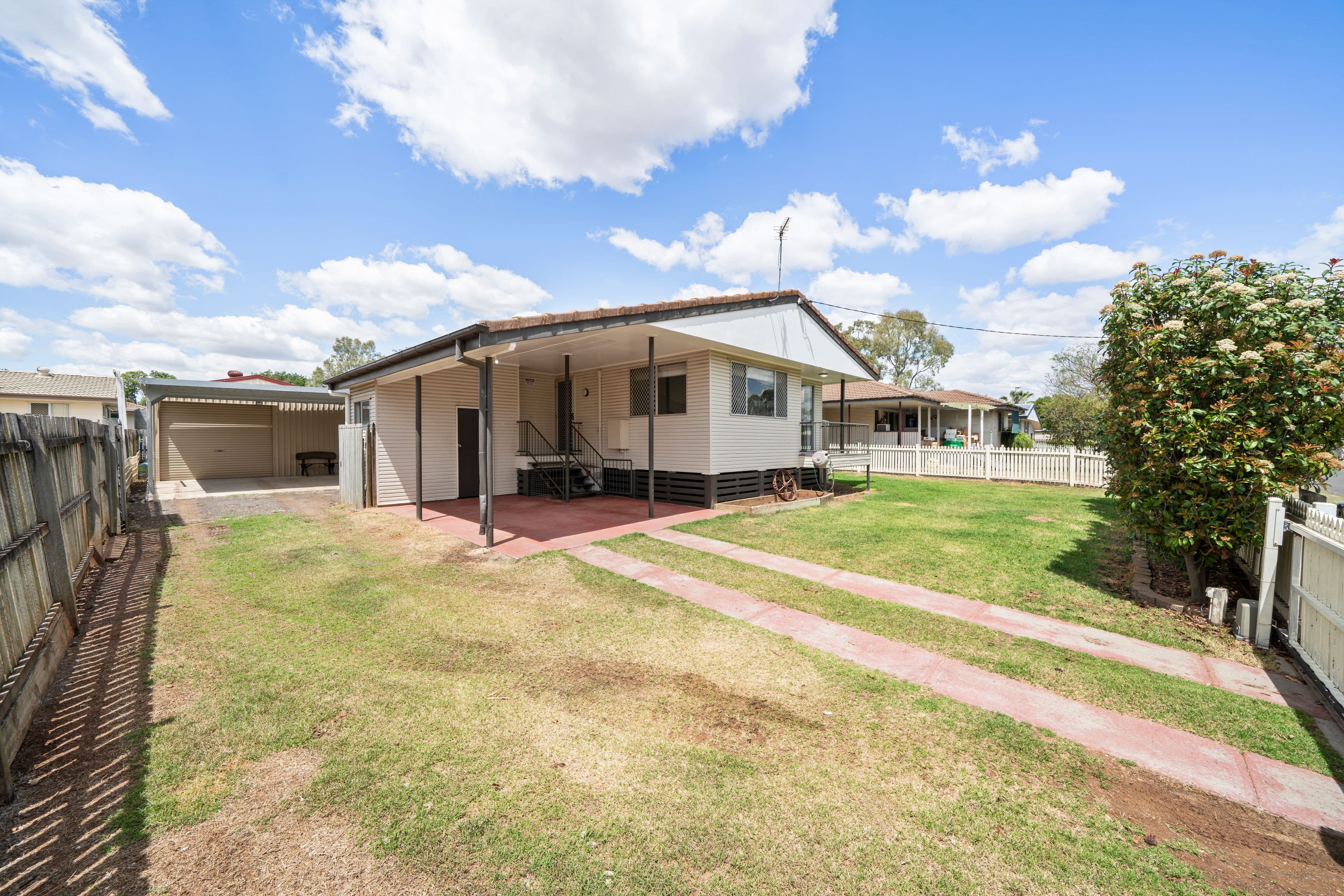 20 Milligan Street, Oakey QLD 4401, Oakey - Thumbnail 2
