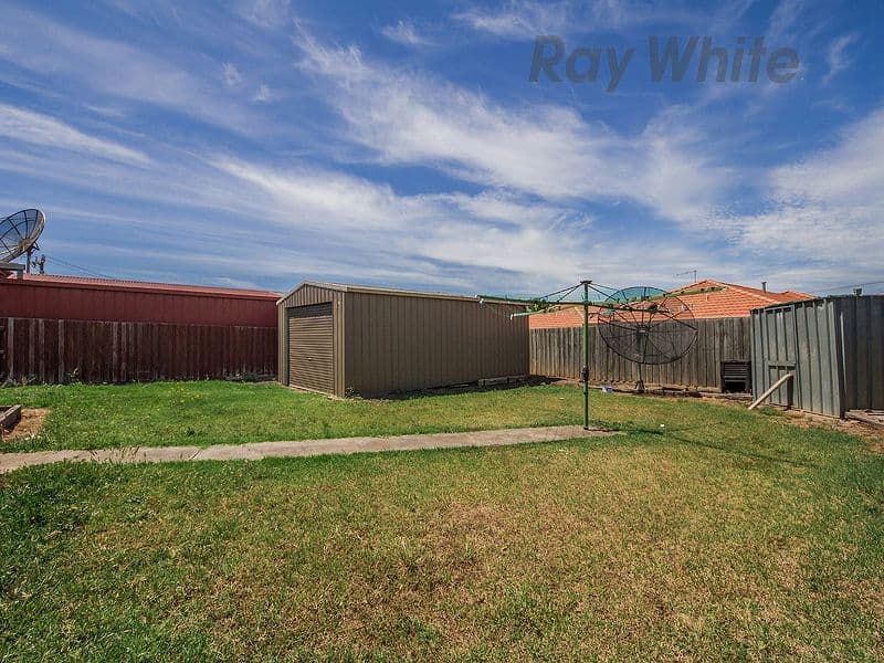 61 Evergreen Avenue, Albanvale VIC 3021, Albanvale - Thumbnail 7