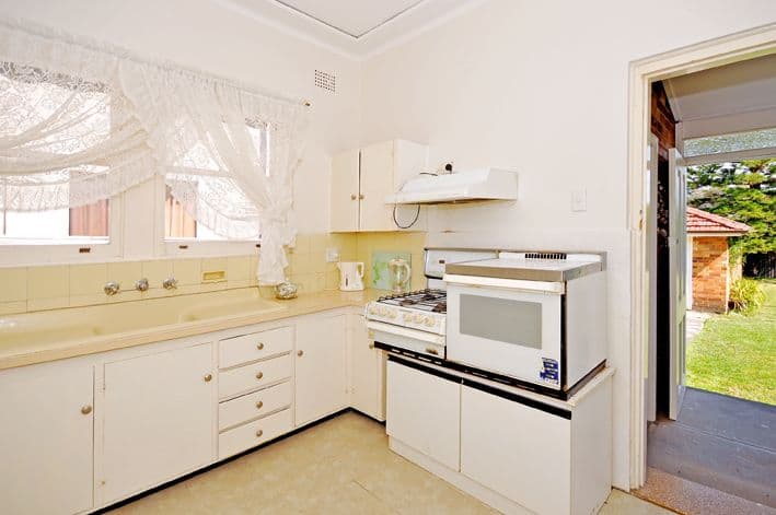28 Sofala Avenue, RIVERVIEW NSW 2066, Riverview - Thumbnail 5