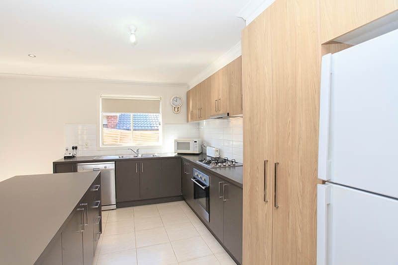 32 Melliodora Drive, MERNDA VIC 3754, Mernda - Thumbnail 2