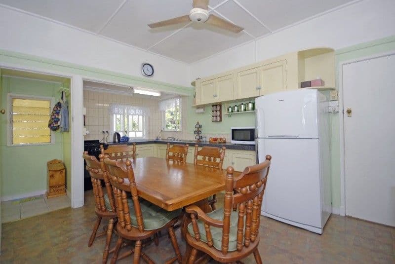 10 Sturt Street, KEDRON QLD 4031, Kedron - Thumbnail 7