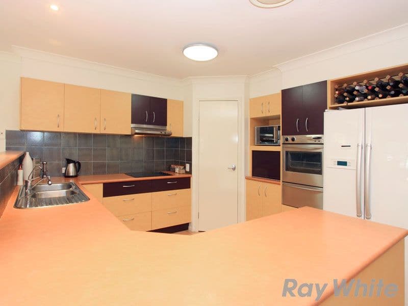 13 Capella Place, BRIDGEMAN DOWNS QLD 4035, Bridgeman Downs - Thumbnail 2