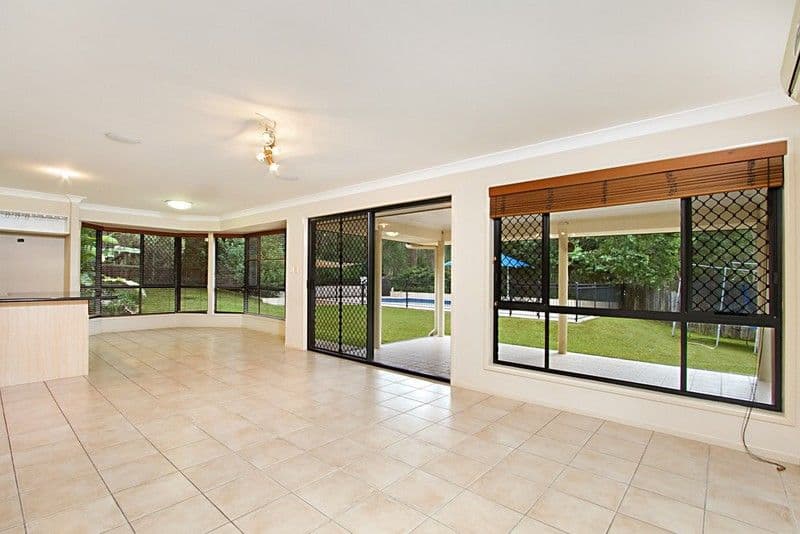 118 West Coorang Road, CORNUBIA QLD 4130, Cornubia - Thumbnail 3