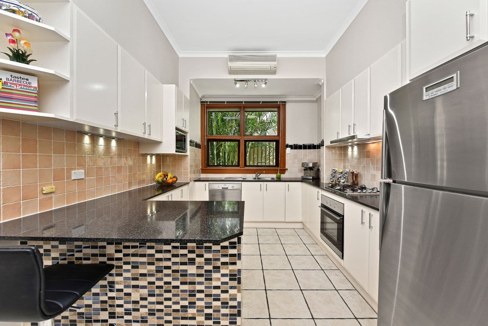 25 Tabrett Street, Banksia - Thumbnail 4