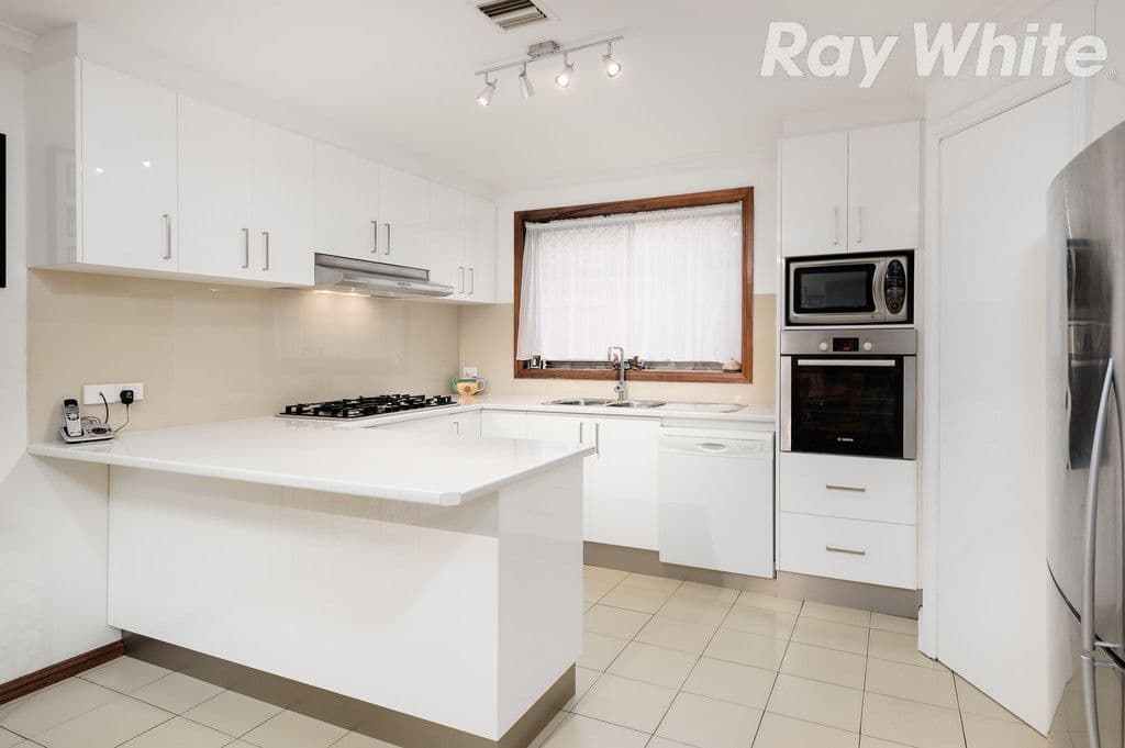13 Larter Court, Bundoora VIC 3083, Bundoora - Thumbnail 2