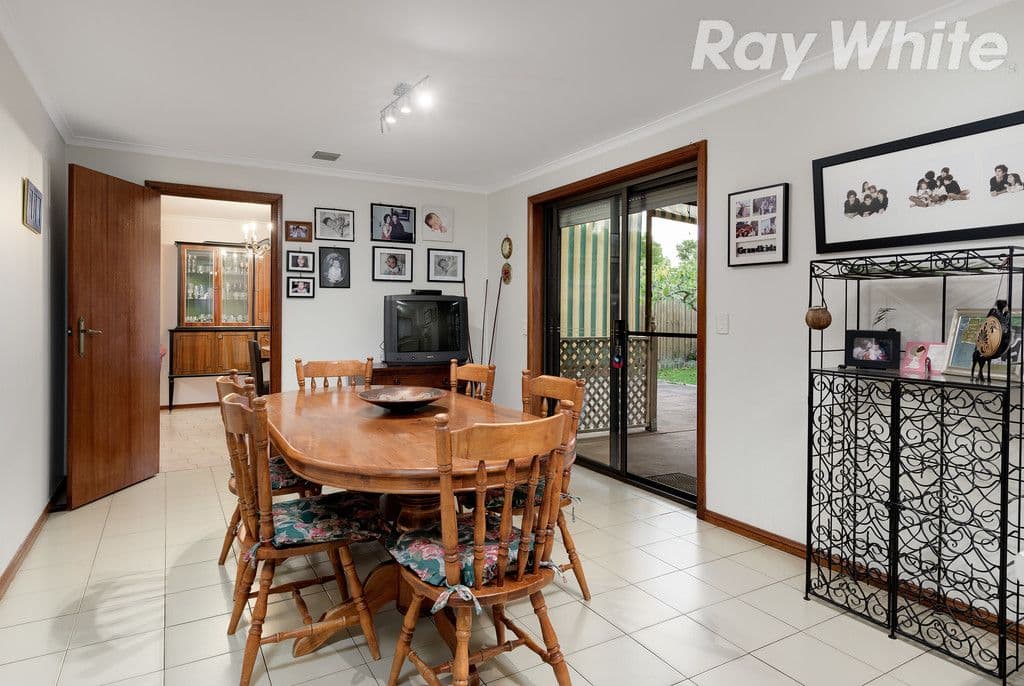 13 Larter Court, Bundoora VIC 3083, Bundoora - Thumbnail 4