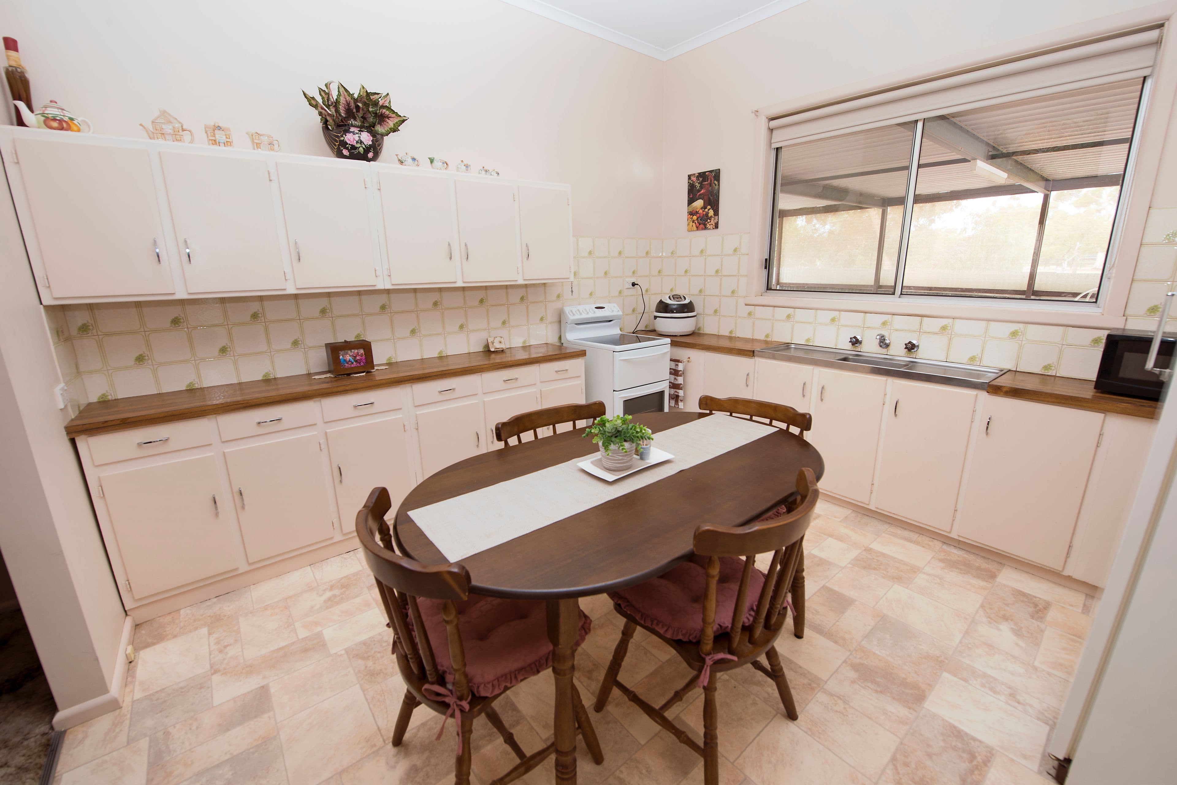 1 Donnington Street, Swan Hill VIC 3585, Swan Hill - Thumbnail 5