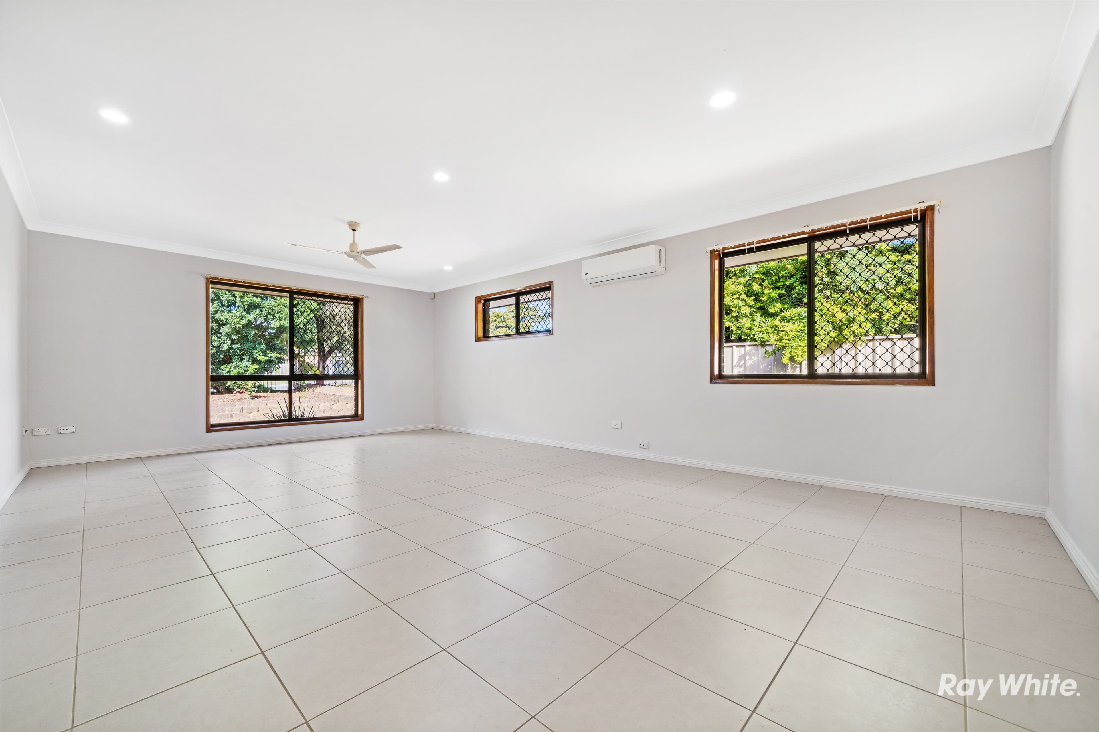 46 Mayfair Drive, Browns Plains QLD 4118, Browns Plains - Thumbnail 2