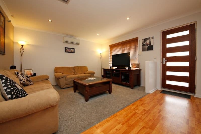 35 Brookside Gardens, CAVERSHAM WA 6055, Caversham - Thumbnail 4