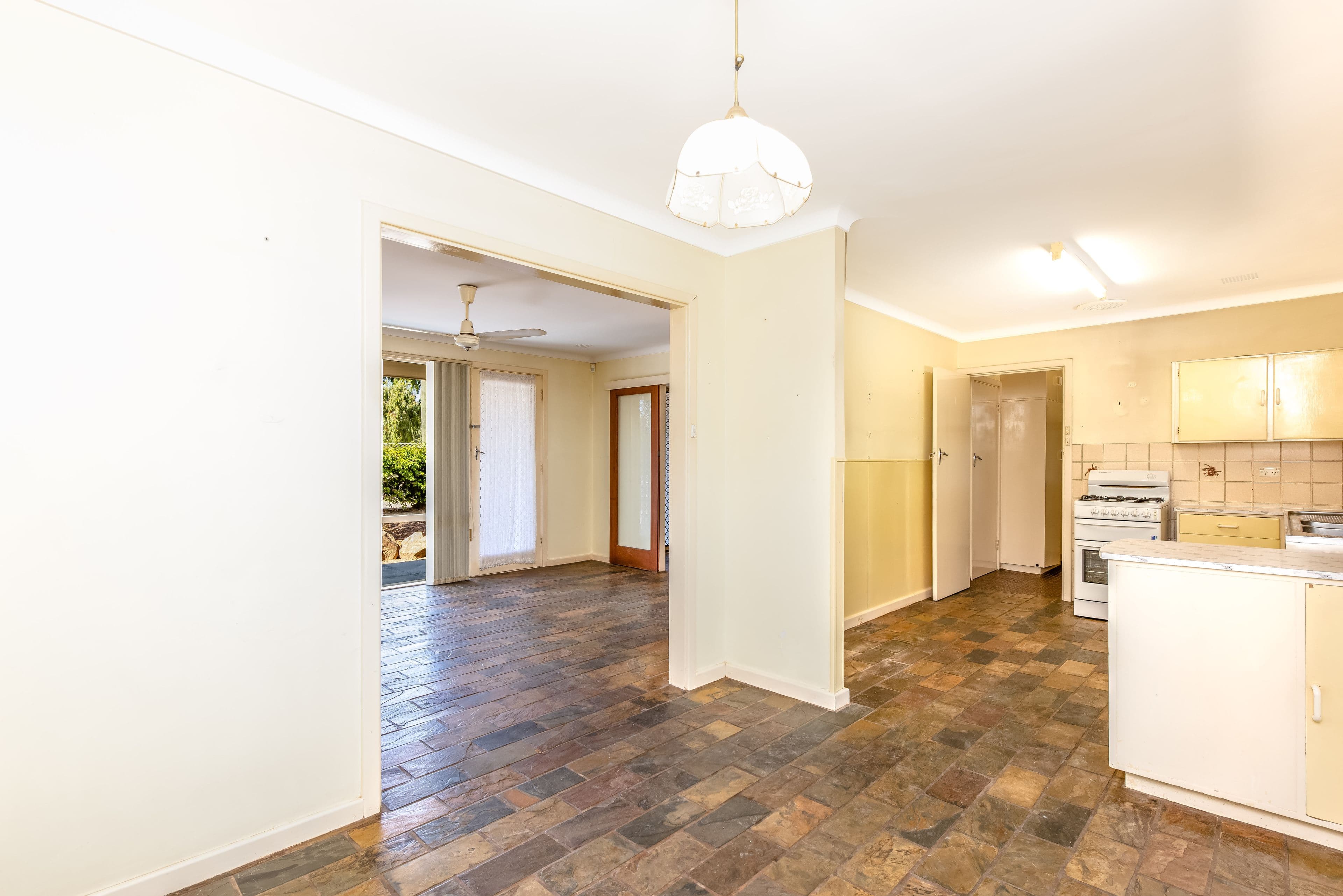 65 Wittenoom Street, Wonthella WA 6530, Wonthella - Thumbnail 8