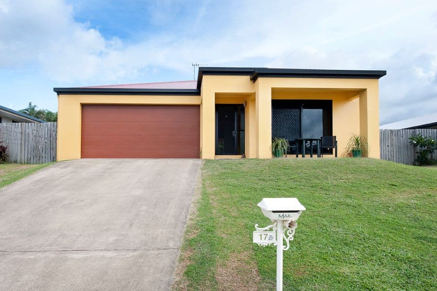 17 Jasmine Drive, BLACKS BEACH QLD 4740, Blacks Beach - Thumbnail 3
