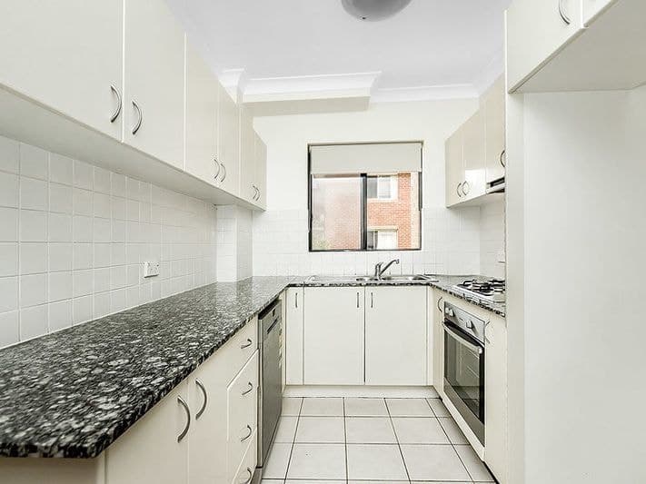34/5-7 Exeter Road, Homebush West - Thumbnail 3