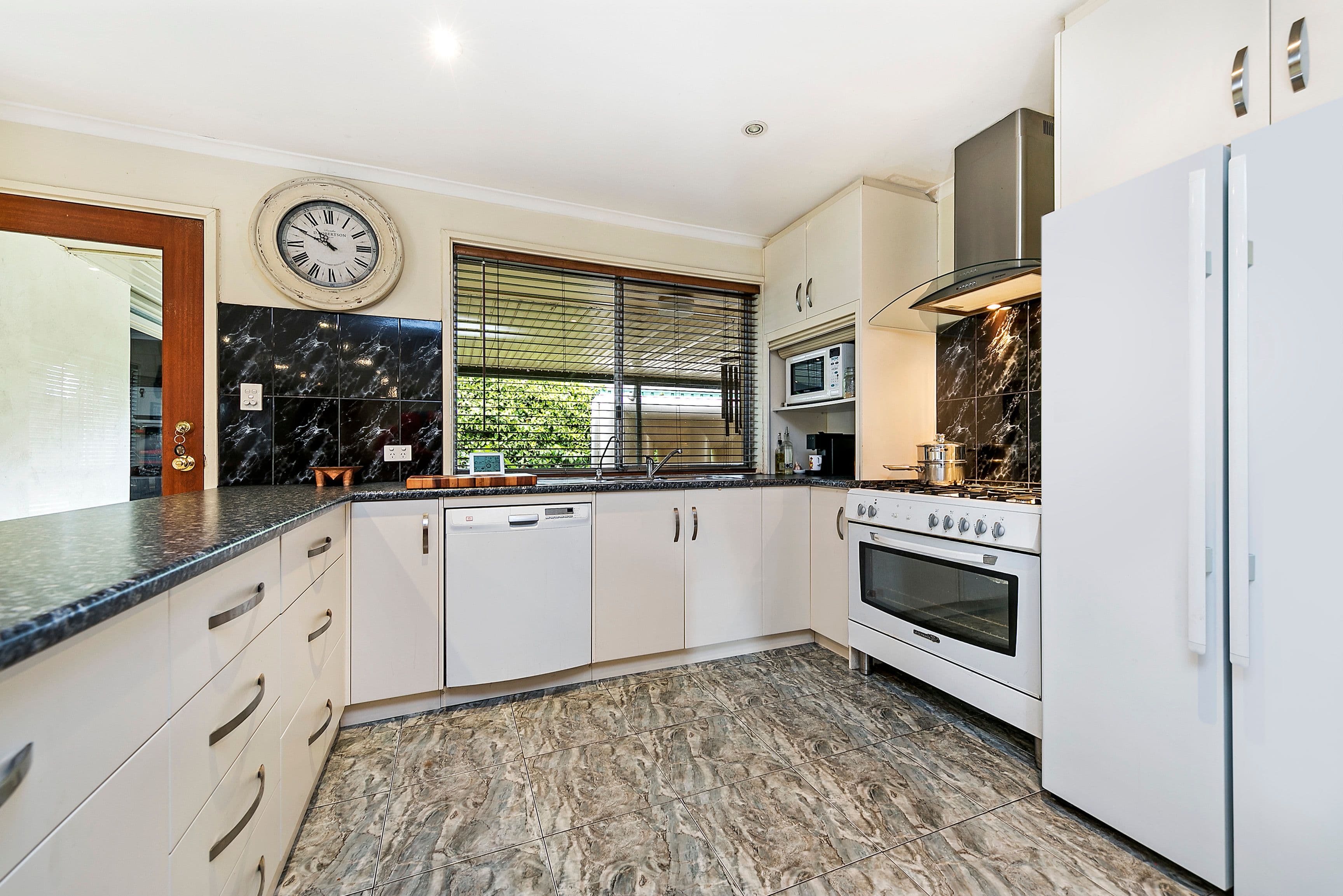 1 Gold Court, Modbury North SA 5092, Modbury North - Thumbnail 5