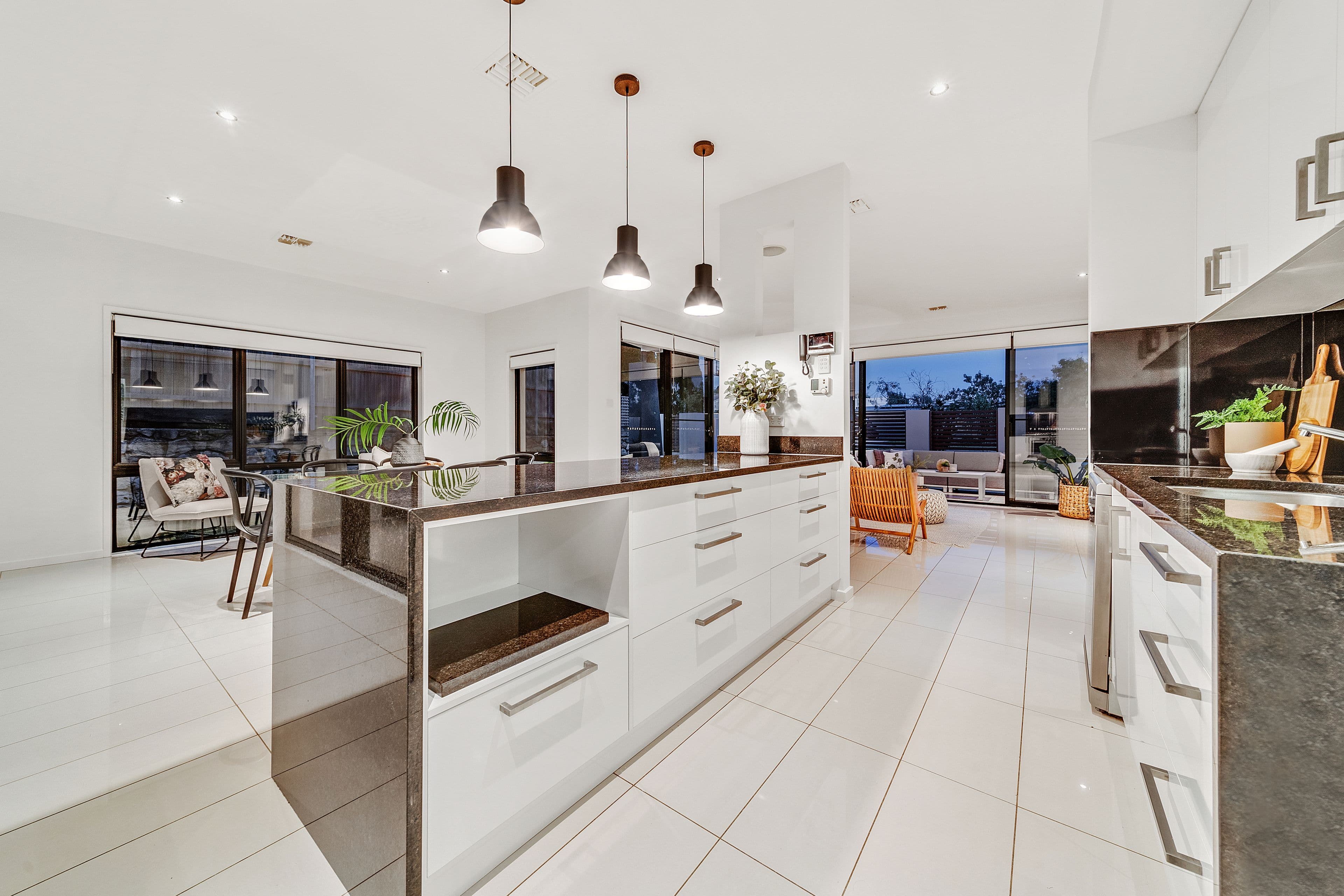 16 Cedar Drive, Dunoon - Thumbnail 3
