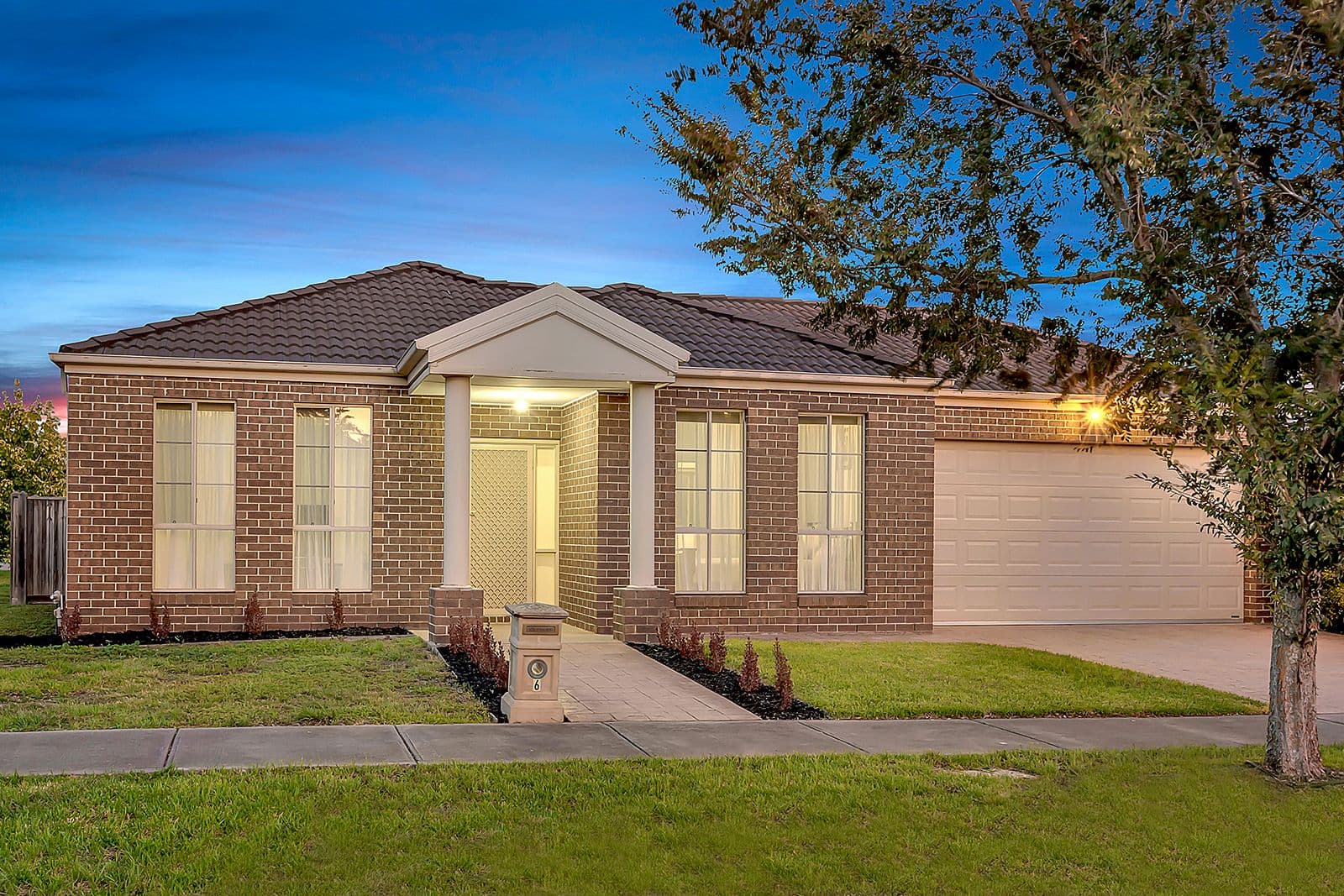 6 Bellfield Drive, Craigieburn VIC 3064, Craigieburn - Image 1