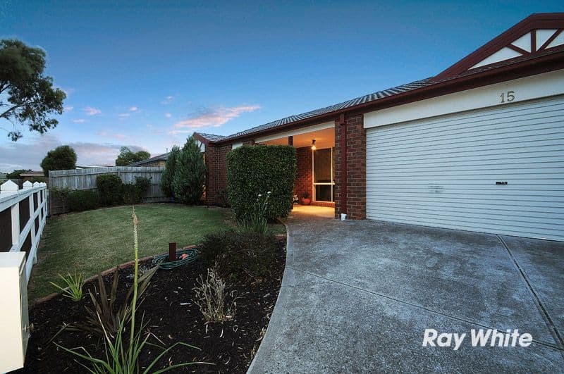 15 Stephellen Way, CRANBOURNE WEST VIC 3977, Cranbourne West - Thumbnail 2