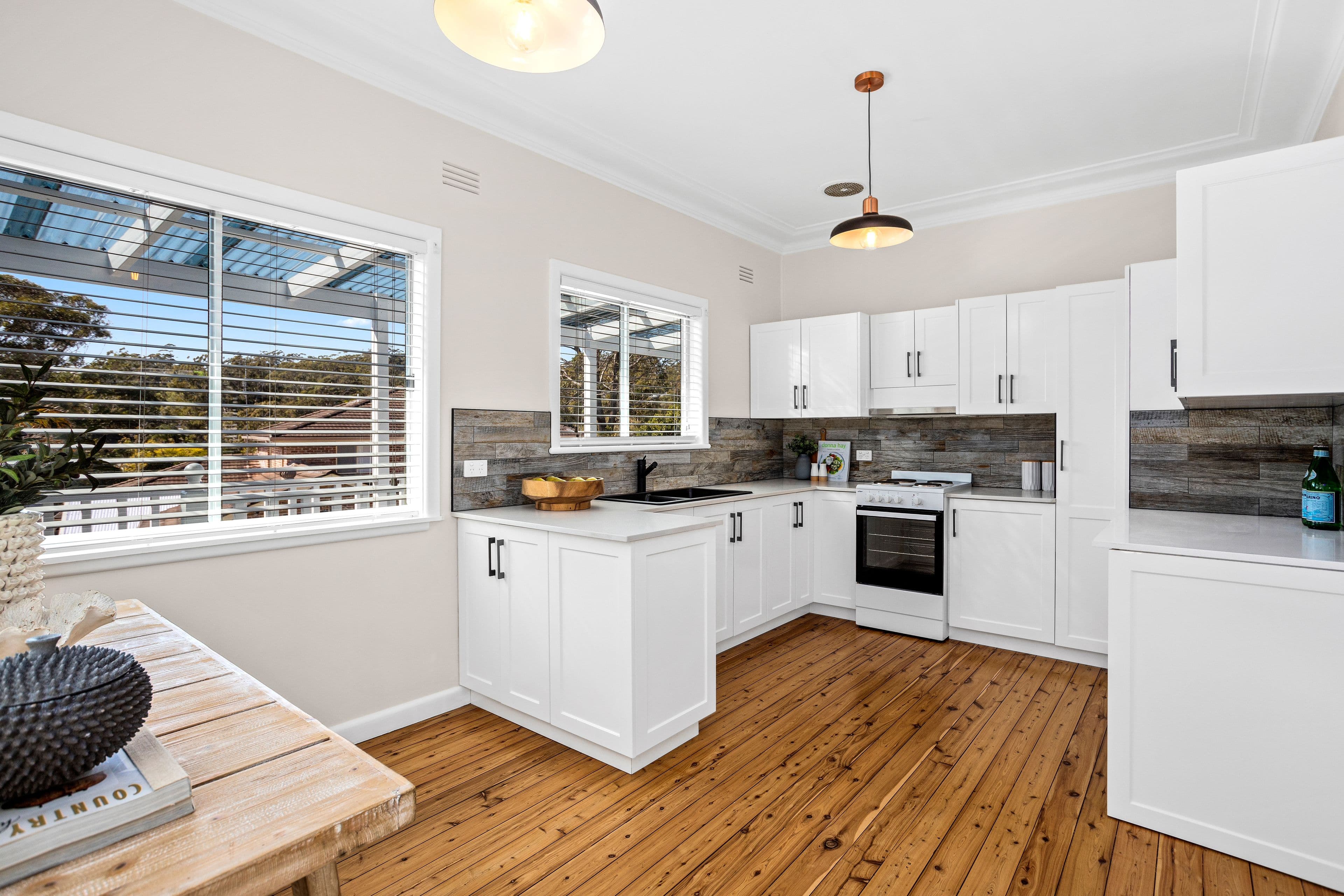 47 The Crescent, Helensburgh NSW 2508, Helensburgh - Thumbnail 2