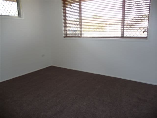 13 Raferty Street, CENTENARY HEIGHTS QLD 4350, Centenary Heights - Thumbnail 6
