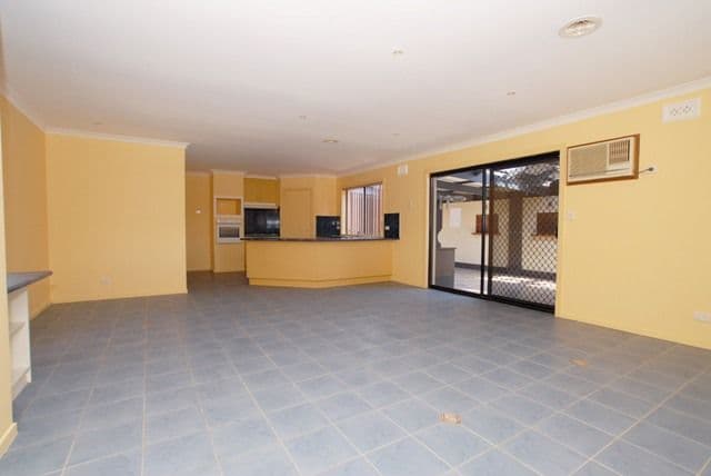 11/1-3 Buderim Avenue, Mooloolaba, QLD, 4557, Mooloolaba - Thumbnail 3