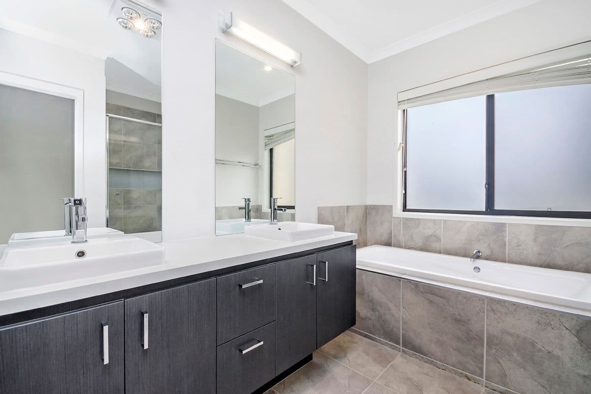 50 Sommerville Boulevard, Warrnambool VIC 3280, Warrnambool - Thumbnail 8