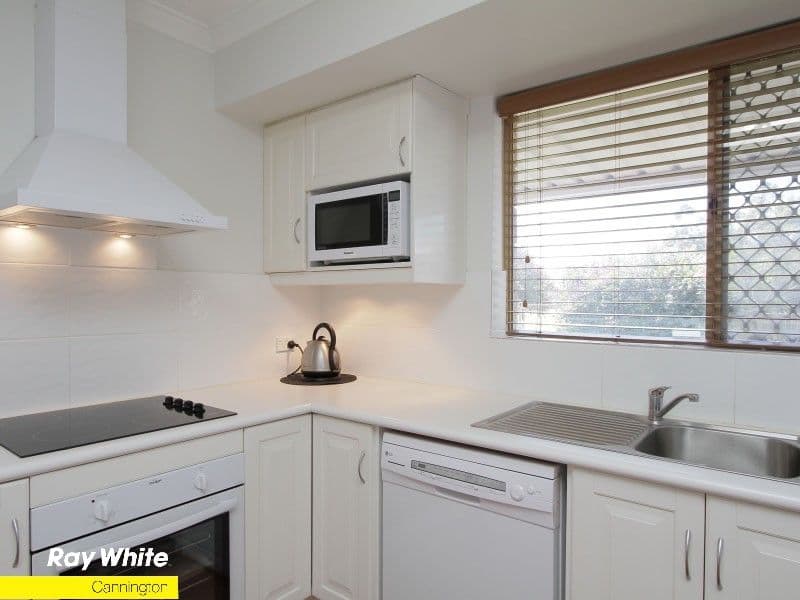 32 Eudanda Place, CANNINGTON WA 6107, Cannington - Thumbnail 2
