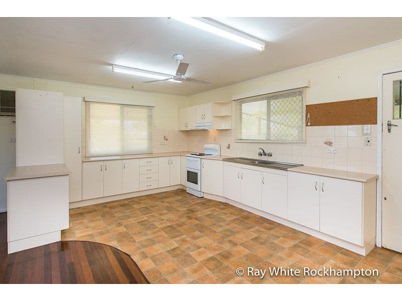 618 Norman Road, Norman Gardens QLD 4701, Norman Gardens - Thumbnail 8