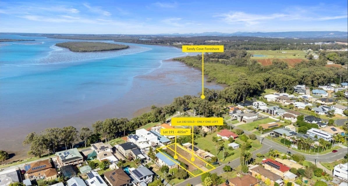7 Rusbrook Street, Redland Bay QLD 4165, Redland Bay - Thumbnail 2