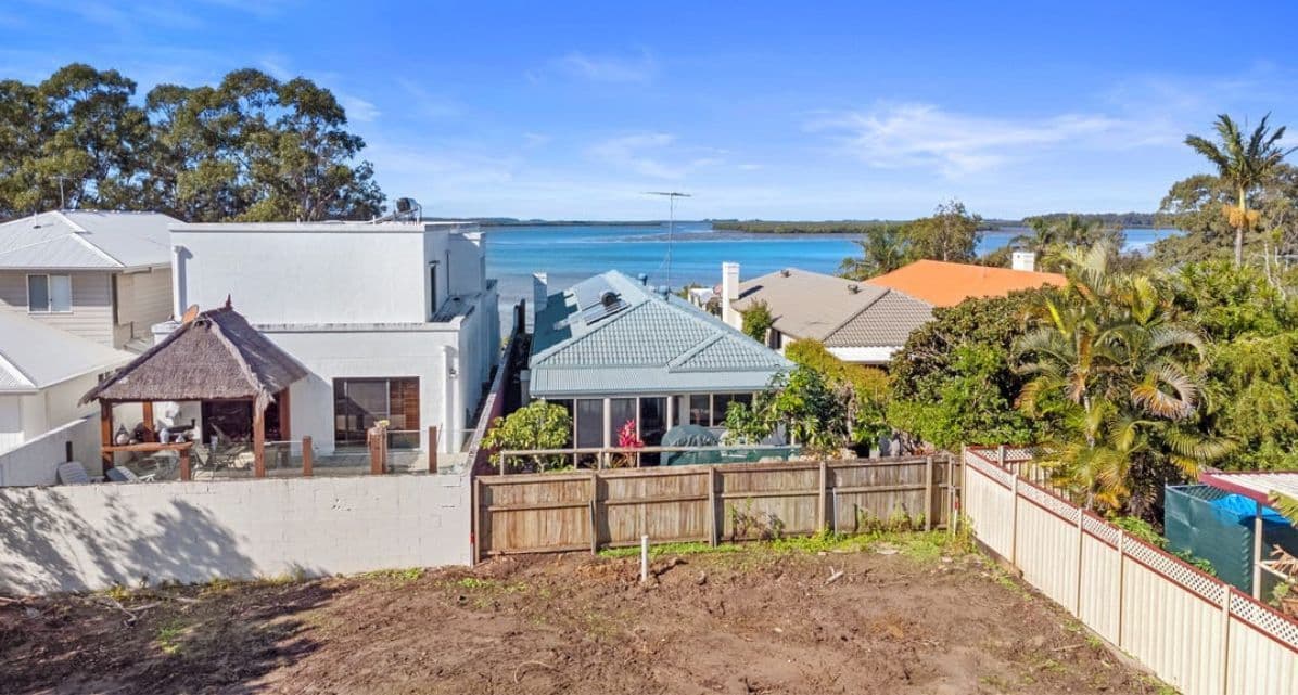 7 Rusbrook Street, Redland Bay QLD 4165, Redland Bay - Thumbnail 6
