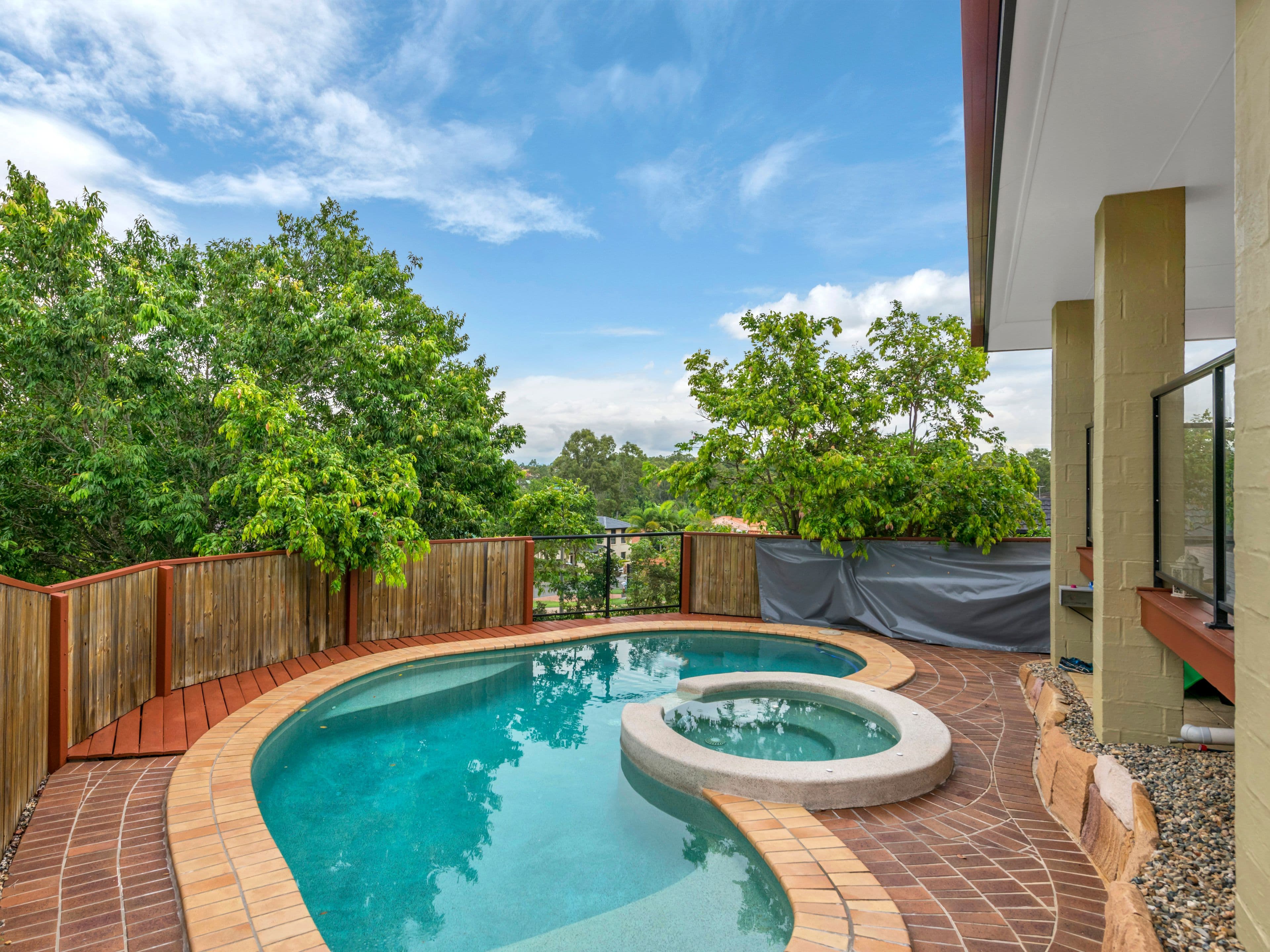 10 Kettleton Close, Bridgeman Downs QLD 4035, Bridgeman Downs - Thumbnail 2