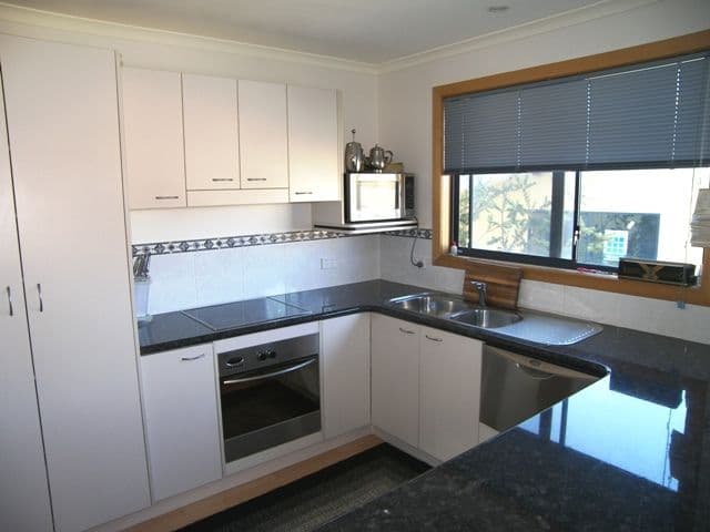 10 Waterworks Road, DYNNYRNE TAS 7005, Dynnyrne - Thumbnail 2