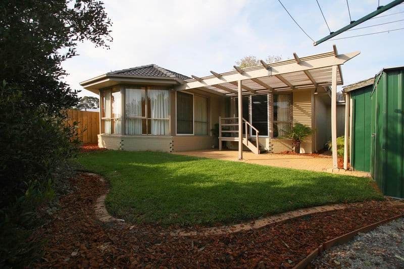 8  Shelford Grove, DINGLEY VILLAGE VIC 3172, Dingley Village - Thumbnail 2