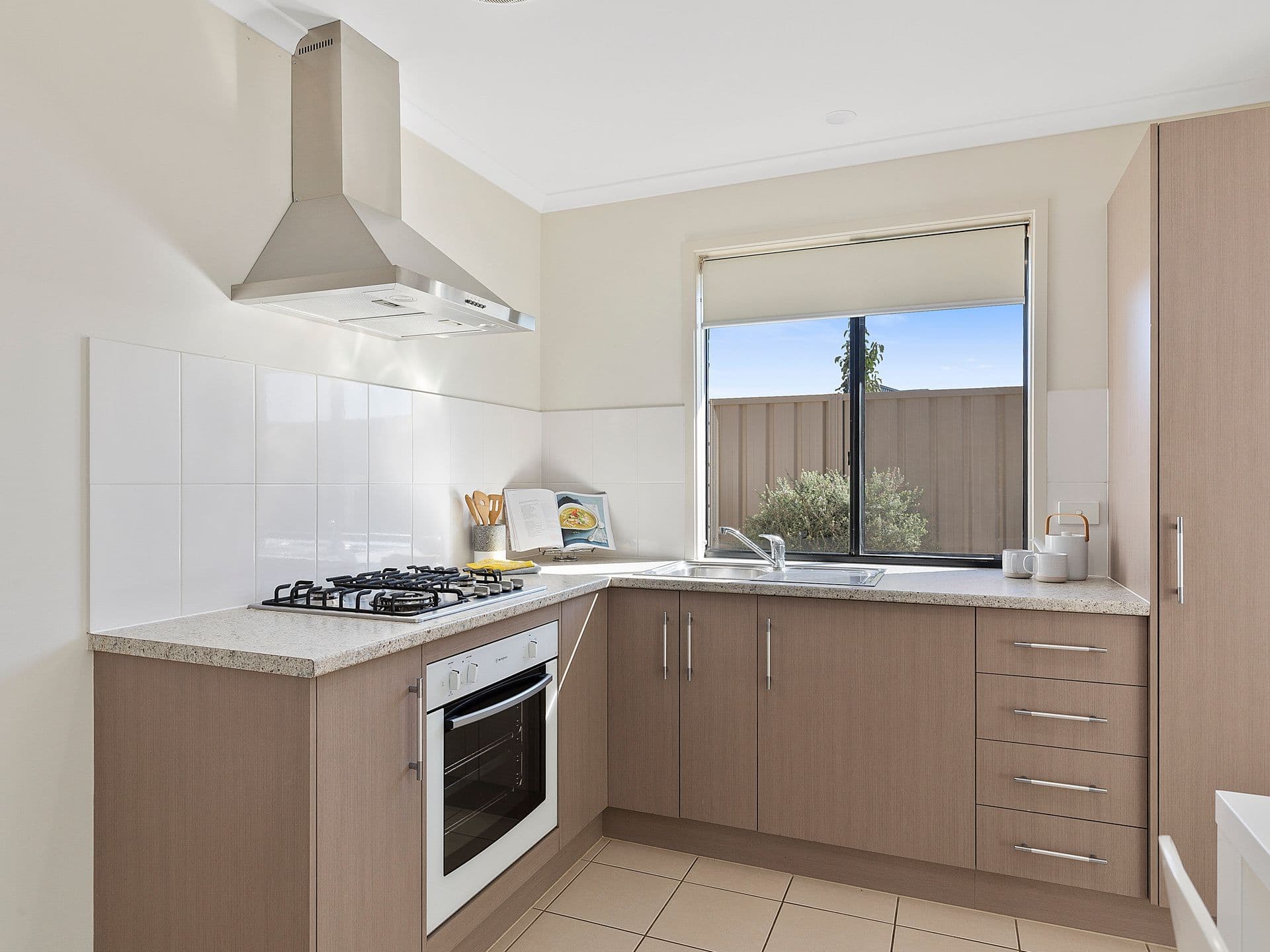 2 Nipper Street, Seaford Meadows SA 5169, Seaford Meadows - Thumbnail 7
