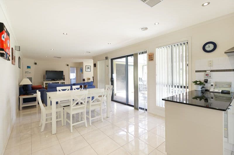 3 Allambee Street, JERRABOMBERRA NSW 2619, Jerrabomberra - Thumbnail 7